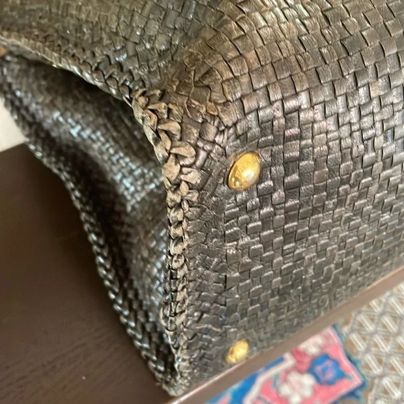 Stunning Dark Green Prada leather Tote Bag - Picture 6 of 16